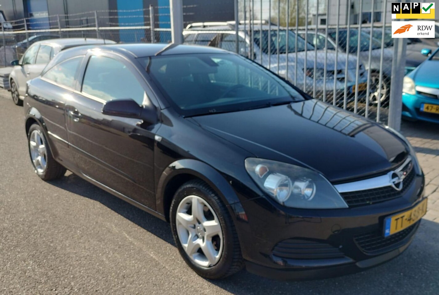 Opel Astra GTC - 1.4 Business 1.4 Business - AutoWereld.nl