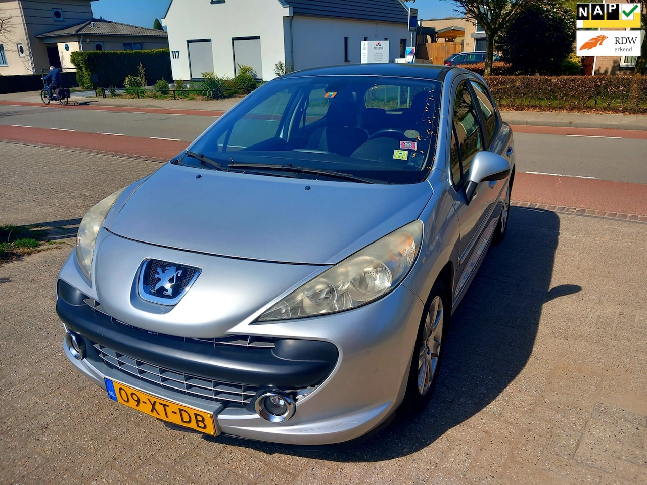 Peugeot 207 - 1.6 VTi XS Pack 1.6 VTi XS Pack - AutoWereld.nl