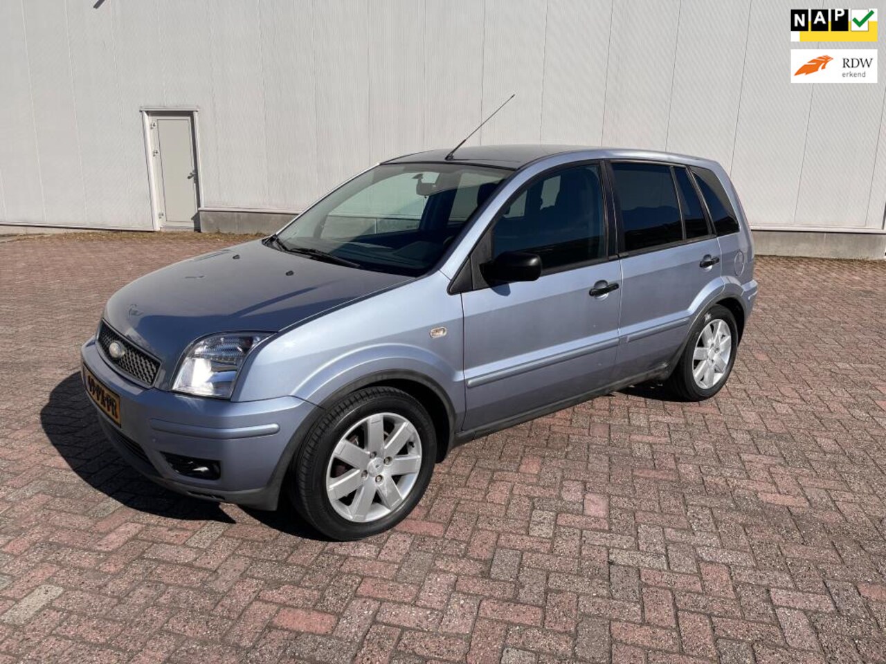 Ford Fusion - 1.4-16V Futura airco 2e eigenaar 2005 - AutoWereld.nl