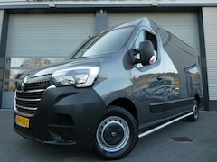 Renault Master - T35 2.3 dCi 135 L2H2 airco , navigatie , camera