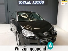 Volkswagen Polo - 1.4-16V Optive | AIRCO | CRUISE | PDC | ELEK.RAMEN | NAP | APK