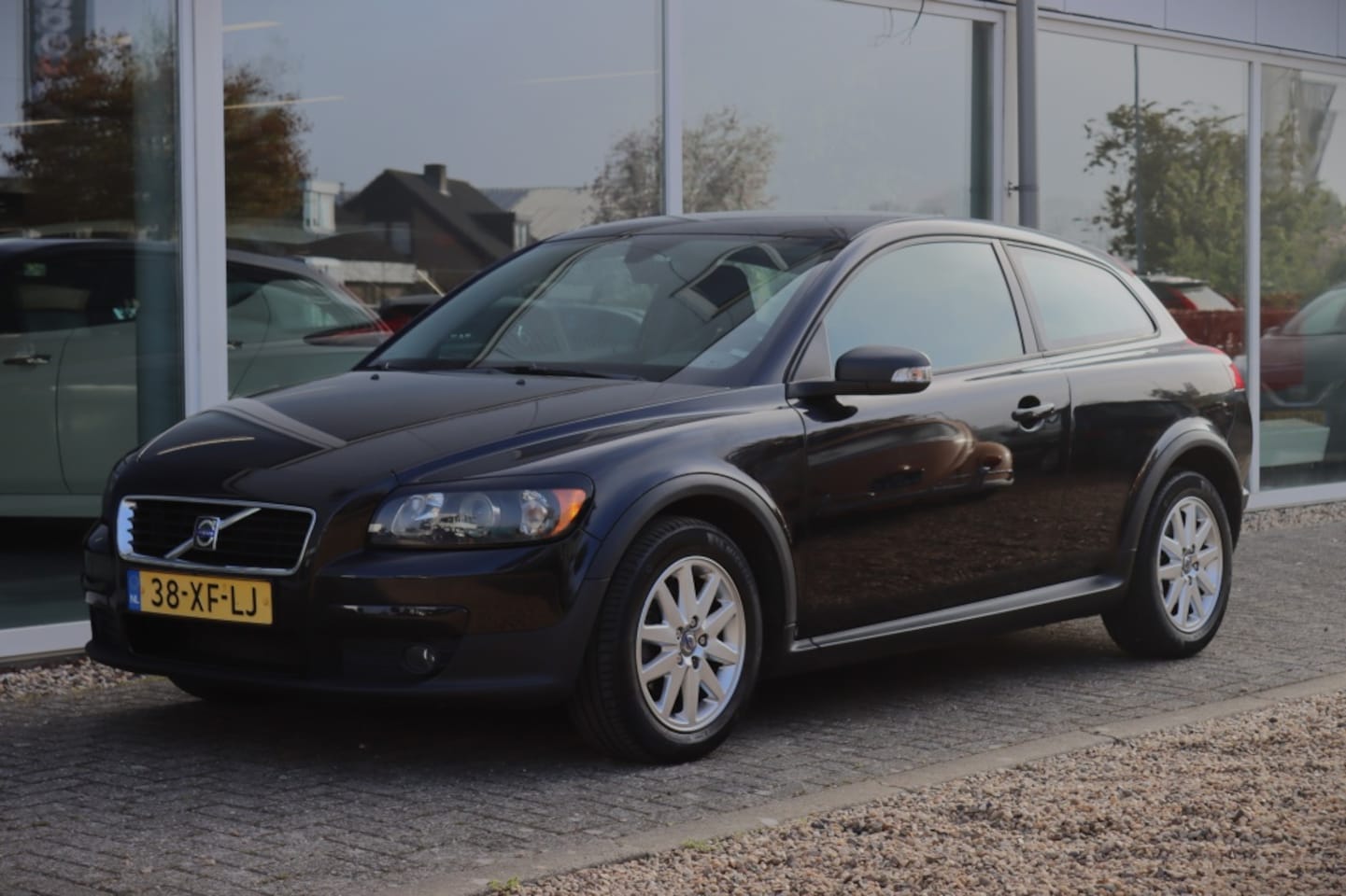 Volvo C30 - 1.8i 125pk Kinetic Showroomstaat - AutoWereld.nl