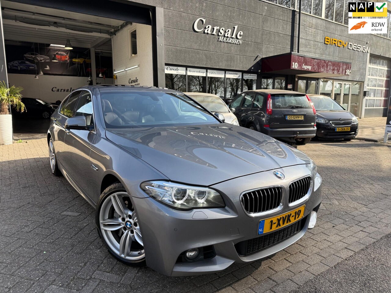BMW 5-serie - 528i x High Executive x drive m pakket - AutoWereld.nl