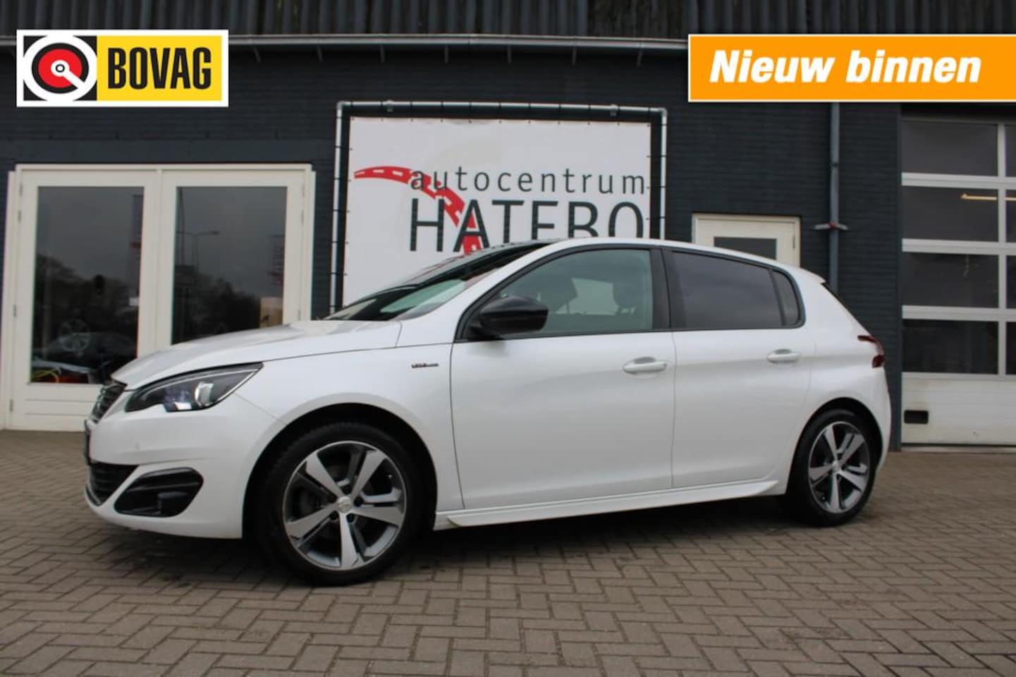 Peugeot 308 - 1.2 PURETECH GT-Line BlackLine Navi Panorama Climate Top! - AutoWereld.nl