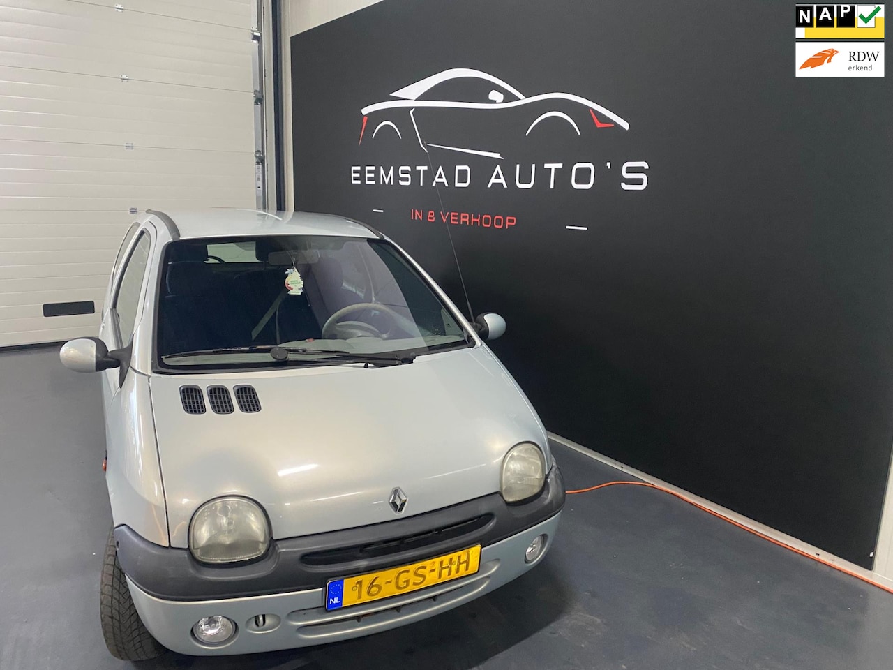 Renault Twingo - 1.2-16V Privilège 1.2-16V Privilège nieuwe apk - AutoWereld.nl