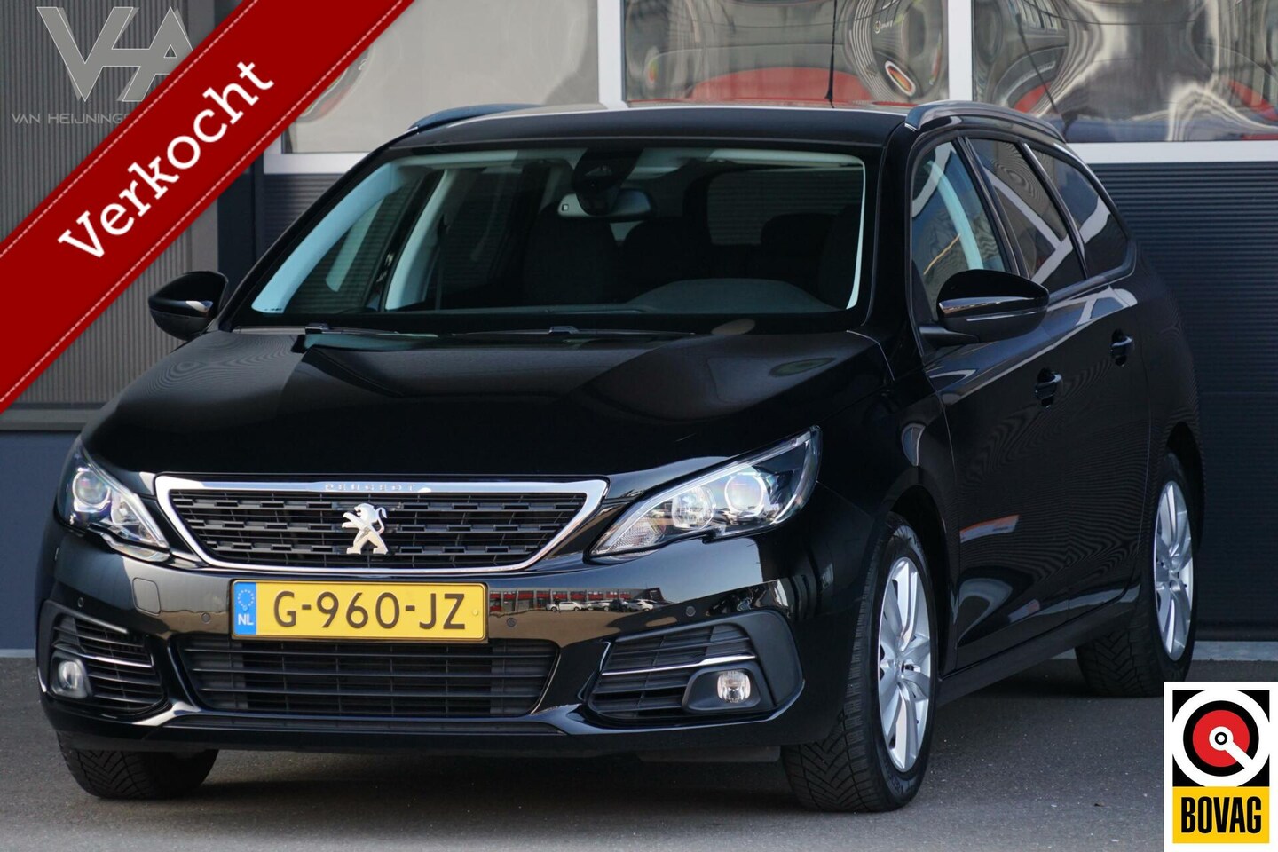 Peugeot 308 SW - 1.2 PureTech Blue Lease Executive 1.2 PureTech Blue Lease Executive, pano, dis. v.v. - AutoWereld.nl