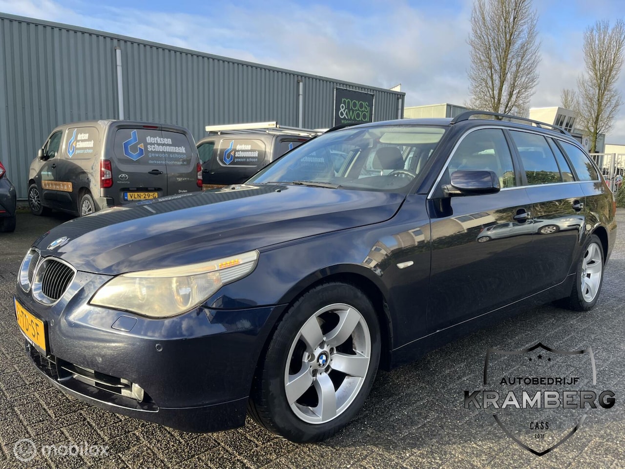 BMW 5-serie Touring - 523i Executive 523i Executive - AutoWereld.nl