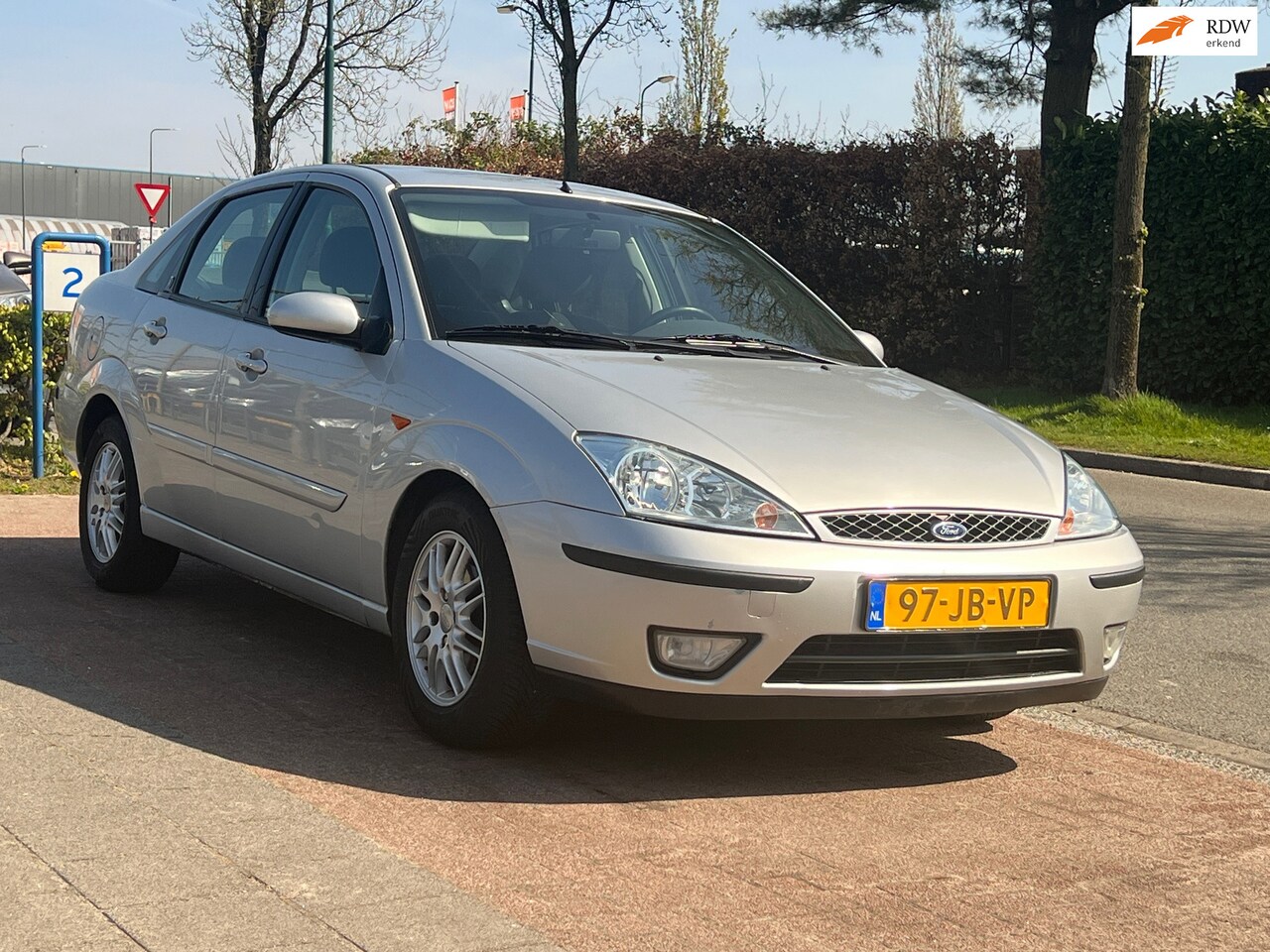 Ford Focus - 1.6 *TREKHAAK|AUTOMAAT|APK 04-2026! - AutoWereld.nl