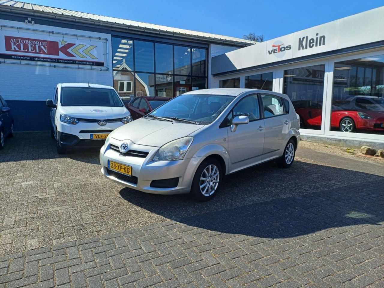 Toyota Verso - 1.6 VVT-i Terra 1.6 VVT-i Terra - AutoWereld.nl