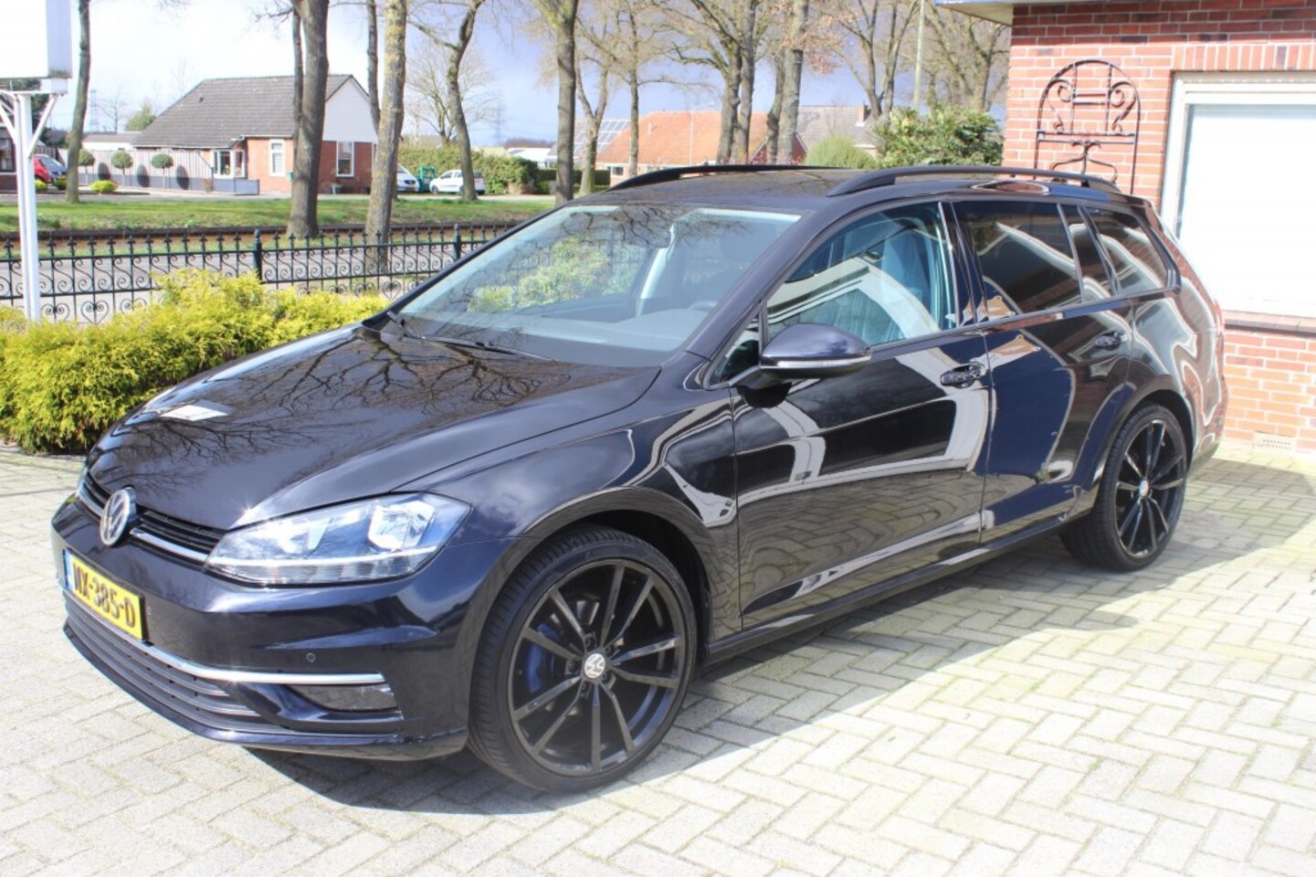 Volkswagen Golf - 1.0 TSI Comfortline 1.0 TSI COMFORTLINE, apple carplay, touchscreen - AutoWereld.nl
