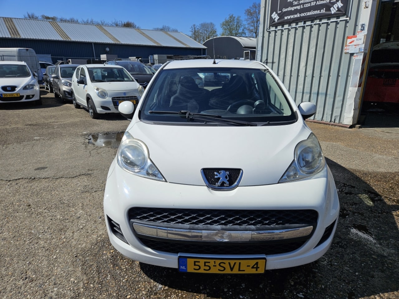 Peugeot 107 - 1.0-12V XS 1.0-12V XS - AutoWereld.nl