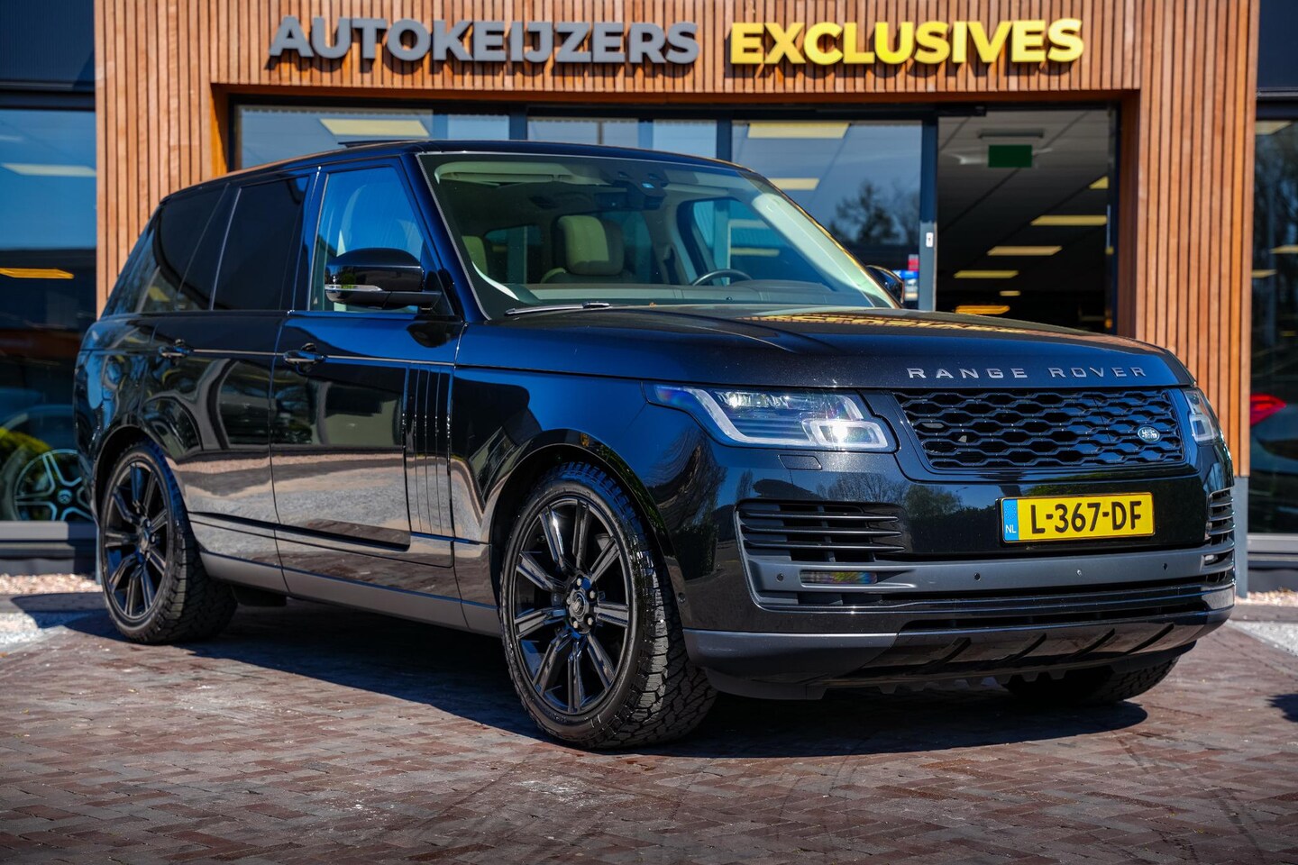 Land Rover Range Rover - 2.0 P400e Vogue Panoramadak Keyless Stoelvent. Meridian 360 Camera - AutoWereld.nl