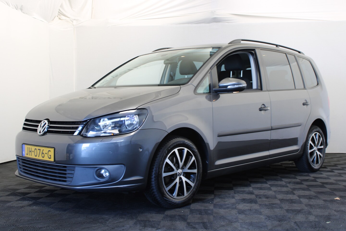 Volkswagen Touran - 1.6 TDI Highline BlueMotion 7p. |Navi|Stoelverwarming| - AutoWereld.nl