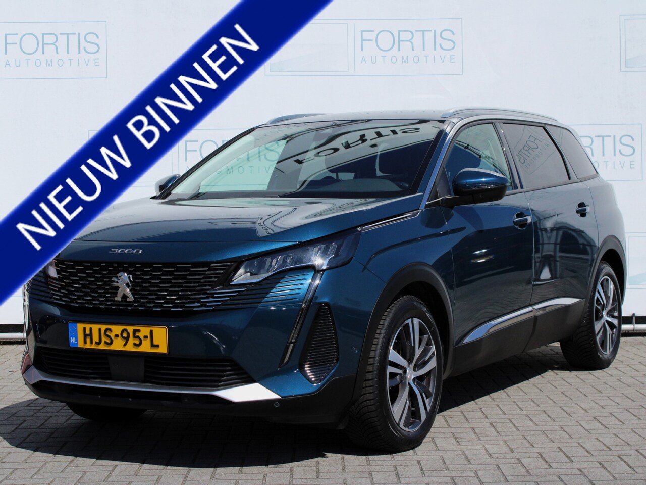 Peugeot 5008 - 1.2 PureTech Allure Pack CAMERA | TREKHAAK | CARPLAY | - AutoWereld.nl