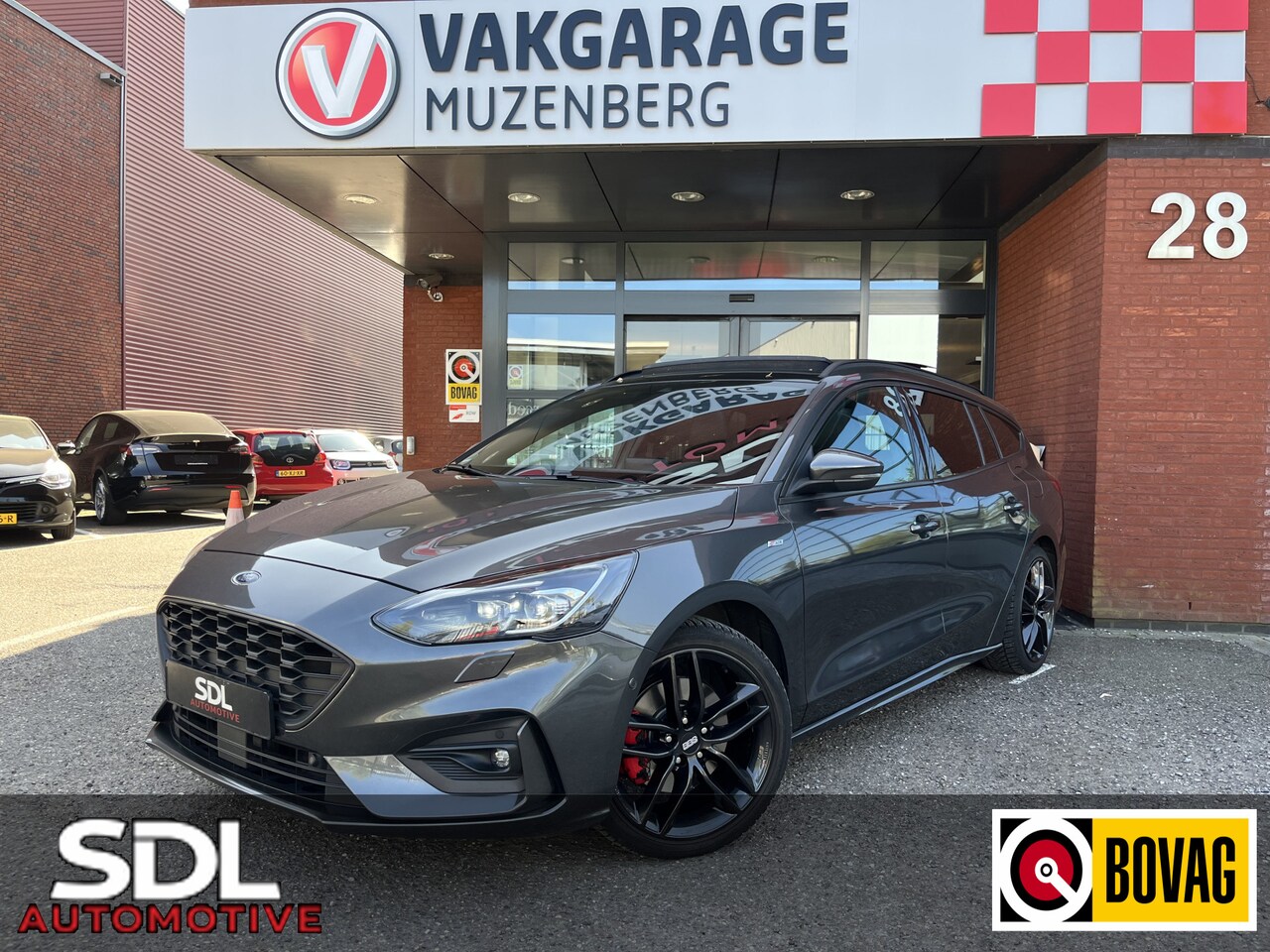 Ford Focus - 1.5 EcoBoost ST Line Business // SCHUIF-KANTELDAK // B&O SOUND // HALF LEDER // FULL LED / - AutoWereld.nl