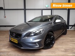 Volvo V40 - 2.0 D2 - R Design - in nieuwstaat met slechts 181DKm ( NAP )