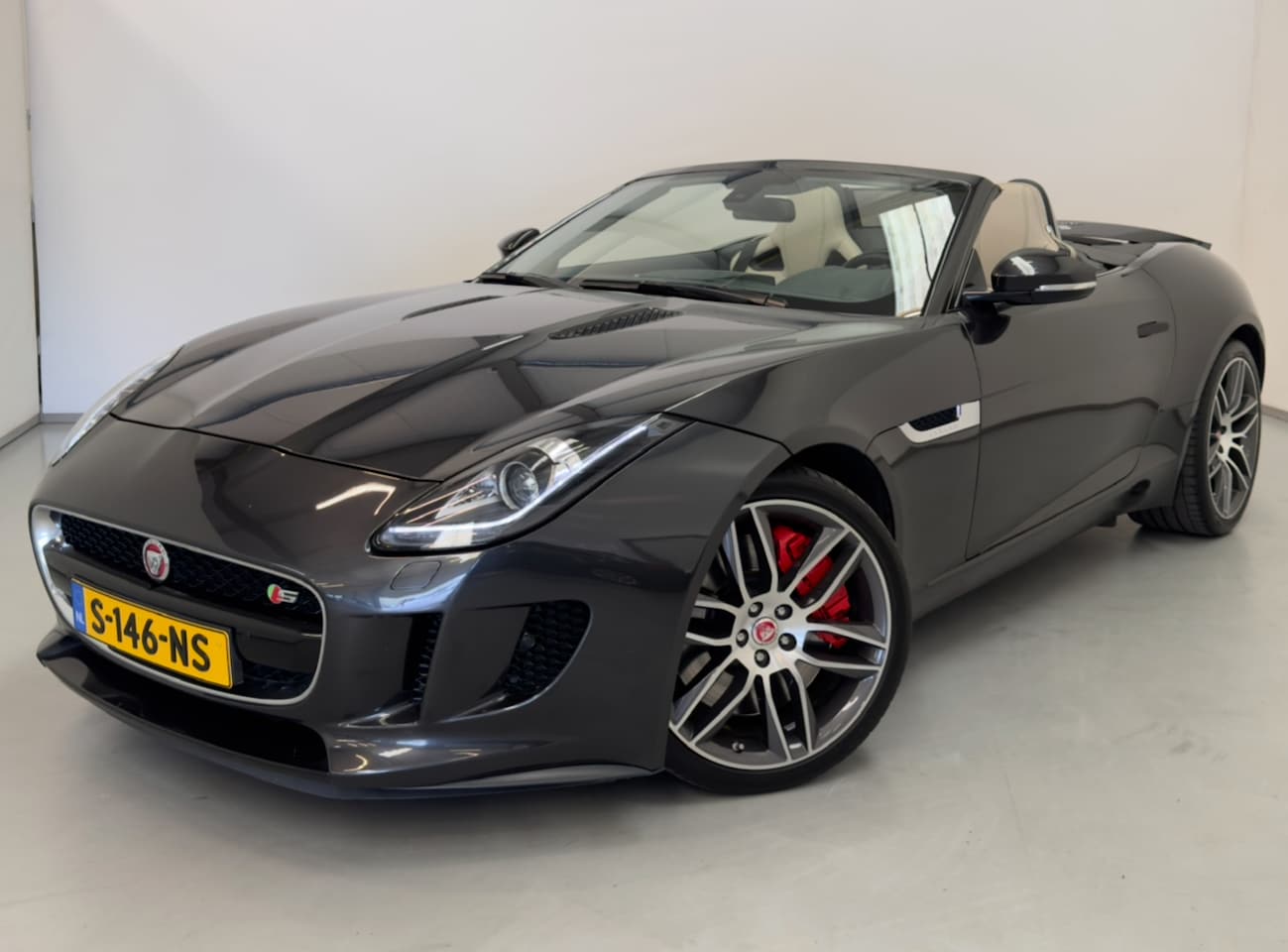 Jaguar F-type - 3.0 V6 S / Sportuitlaat/ Memory - AutoWereld.nl