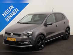 Volkswagen Polo - 1.0 Comfortline Sport