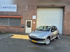 Peugeot 206 - 1.4 One-line NAP 2e eigenaar APK