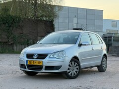 Volkswagen Polo - 1.4-16V Turijn
