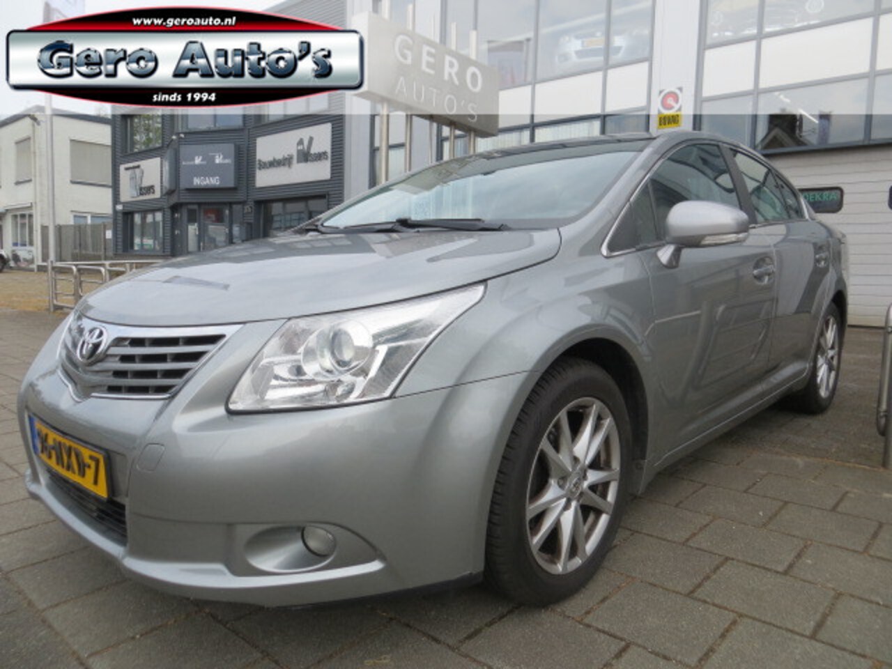 Toyota Avensis - 1.8 VVTi Business automaat sedan automaat ,nl auto,cr control, airco ecc - AutoWereld.nl