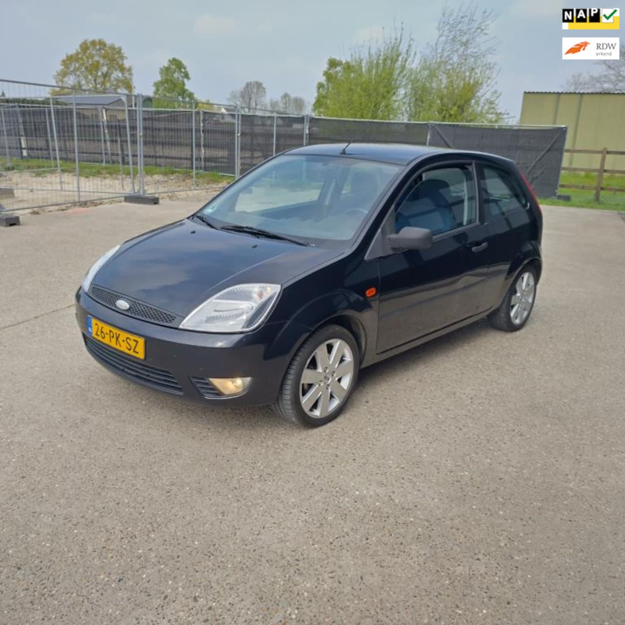 Ford Fiesta - 1.3 Futura Airco, Centrale vergr, Lm velgen - AutoWereld.nl
