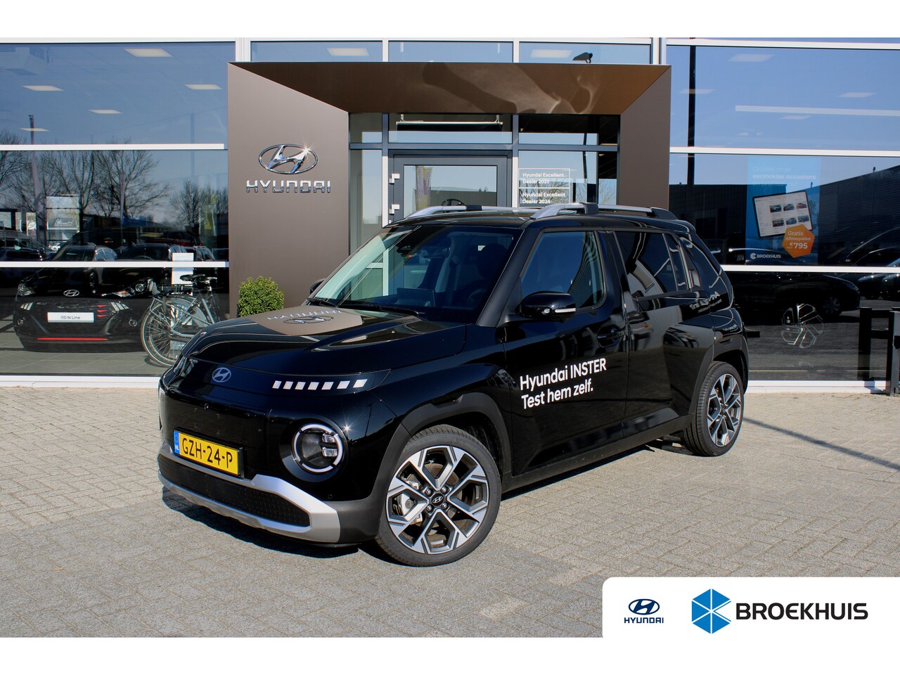 Hyundai Inster - Evolve Sky Plus 49 kWh | Achteruitrijcamera | Airco (automatisch) | DAB ontvanger - AutoWereld.nl