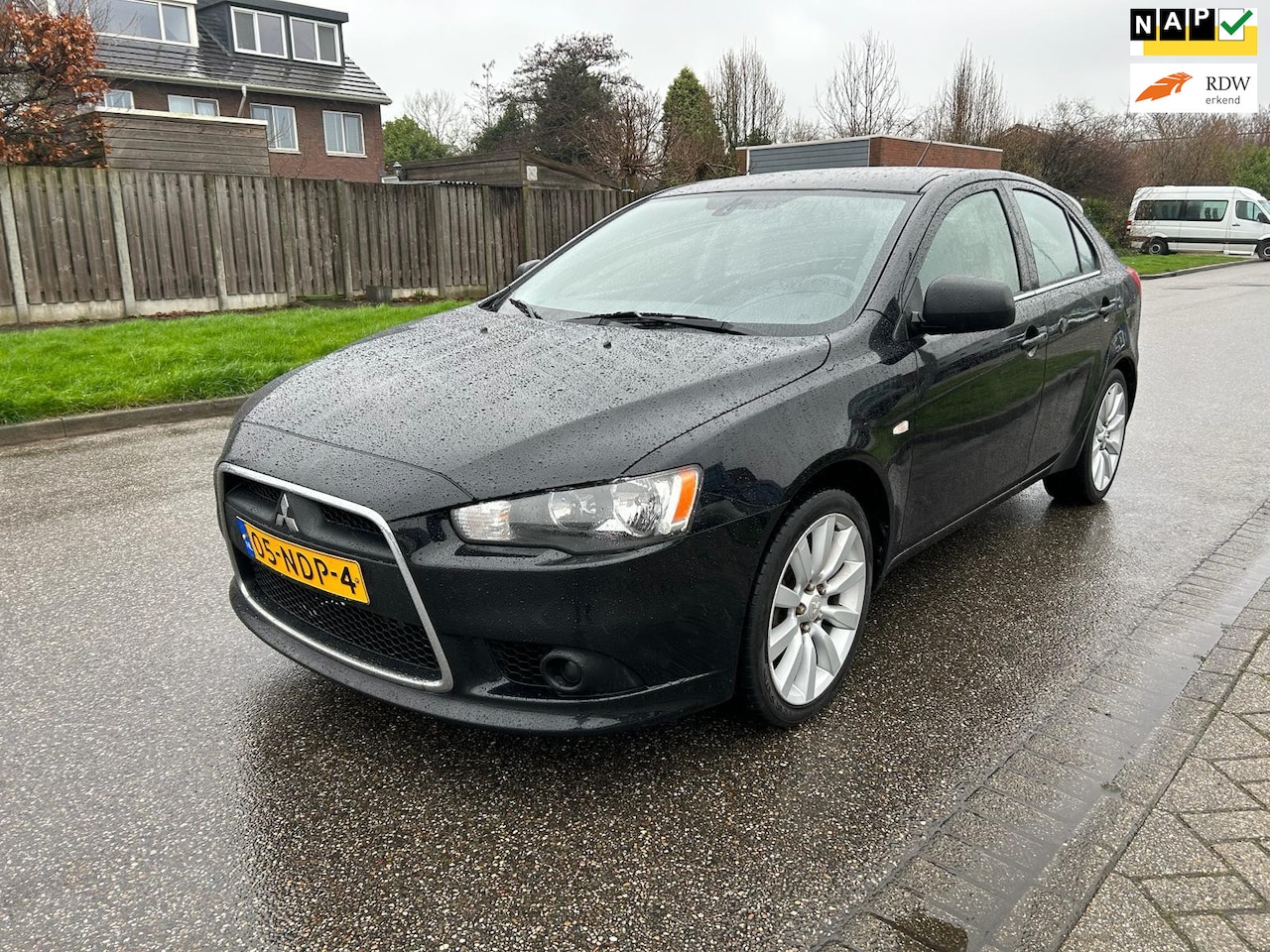 Mitsubishi Lancer Sportback - 1.5 Edition One APK 14-03-2026 *Airco*LM velgen* - AutoWereld.nl