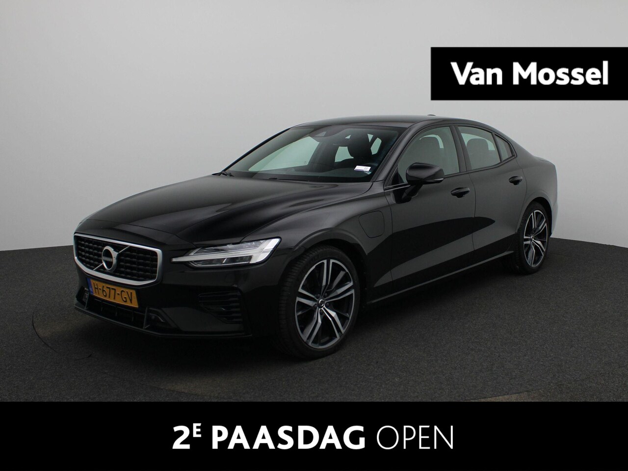 Volvo S60 - 2.0 T6 AWD Twin Engine R-Design | APPLE CAR PLAY | STOEL & STUUR VERWARMING | BOWERS&WILKI - AutoWereld.nl