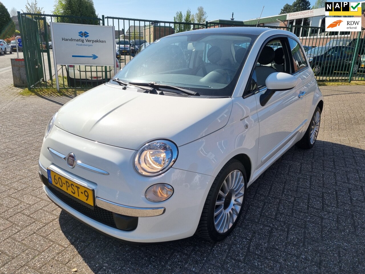 Fiat 500 - 0.9 TwinAir Lounge /airco/pano dak/nieuwe APK - AutoWereld.nl