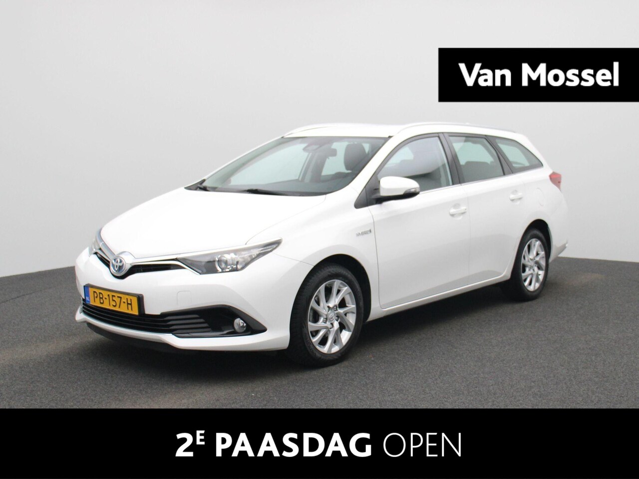 Toyota Auris Touring Sports - 1.8 Hybrid Aspiration | Navigatie | Climate-Control | Camera | Cruise-Control | - AutoWereld.nl