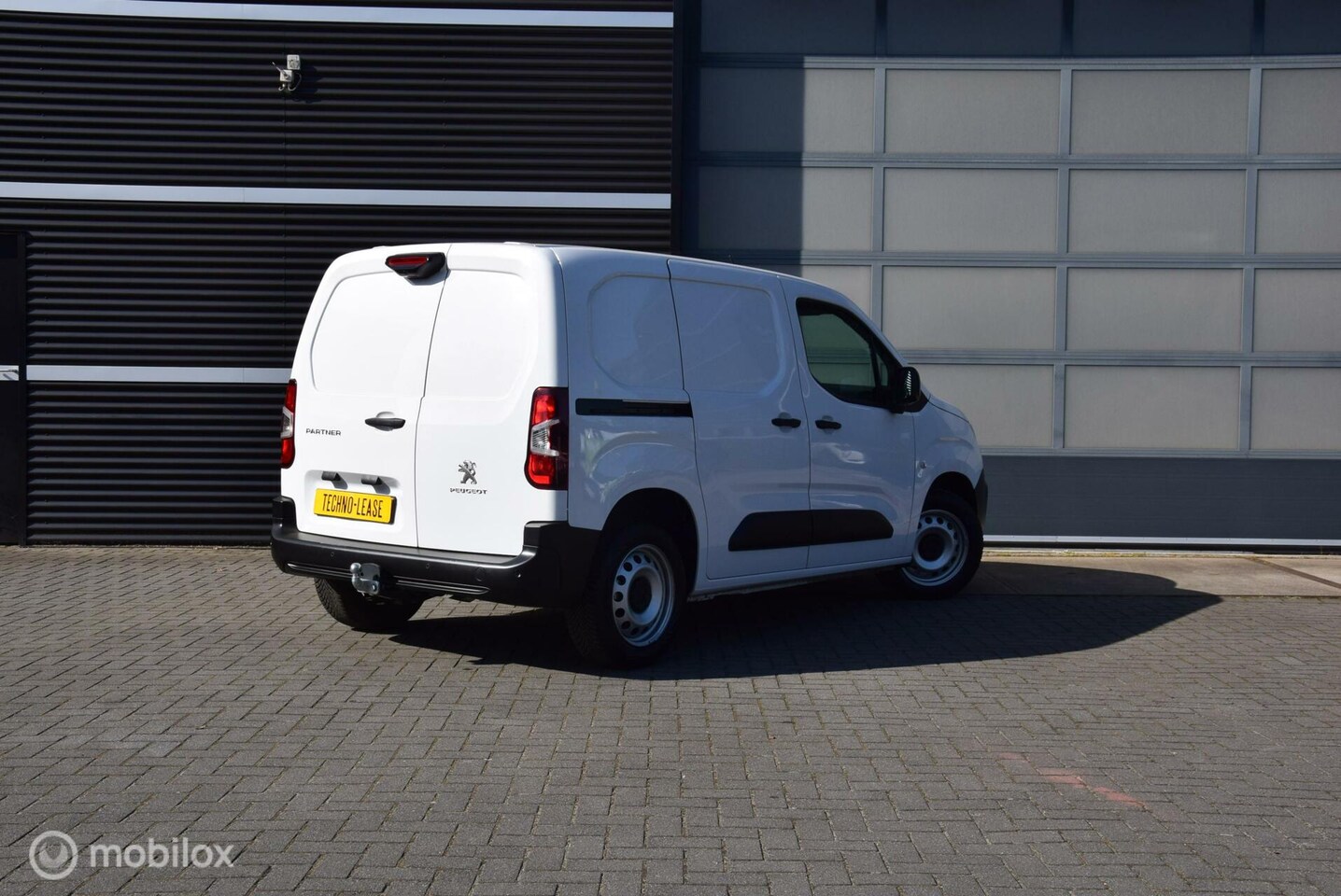Peugeot Partner - bestel 1.5 BlueHDI Premium