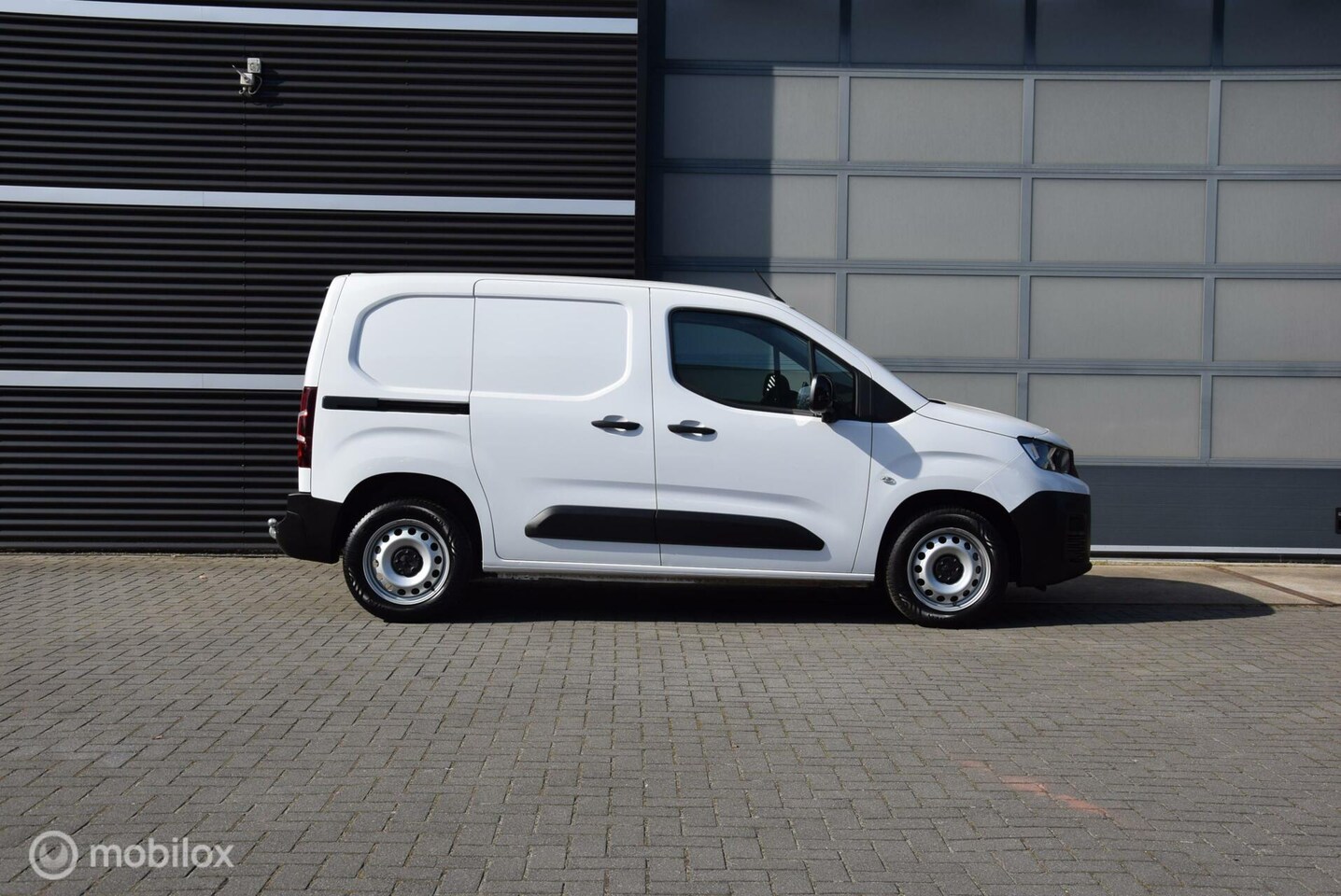 Peugeot Partner - bestel 1.5 BlueHDI Premium