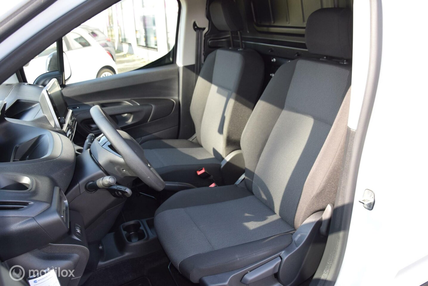Peugeot Partner - bestel 1.5 BlueHDI Premium