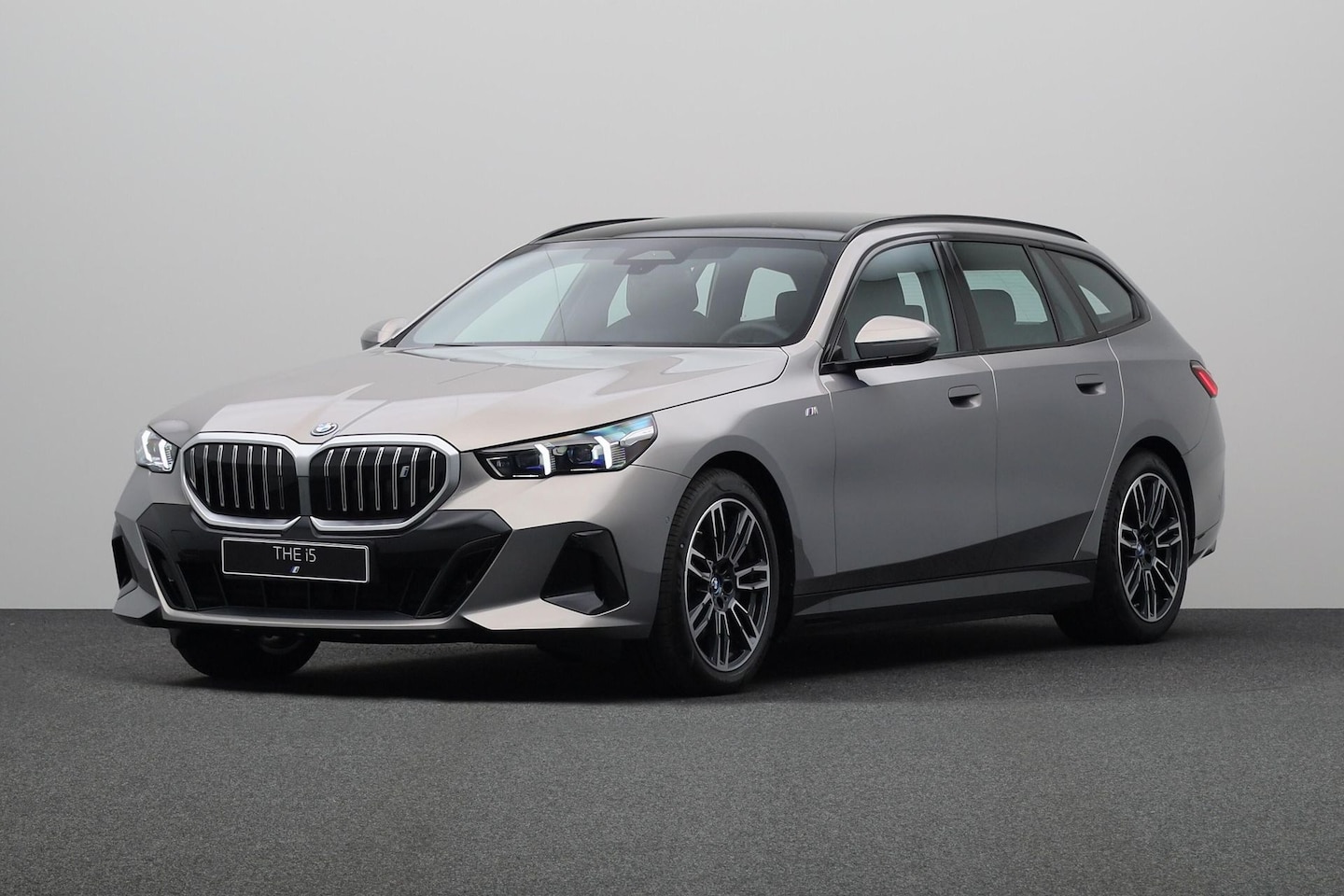 BMW i5 Touring - eDrive40 - AutoWereld.nl