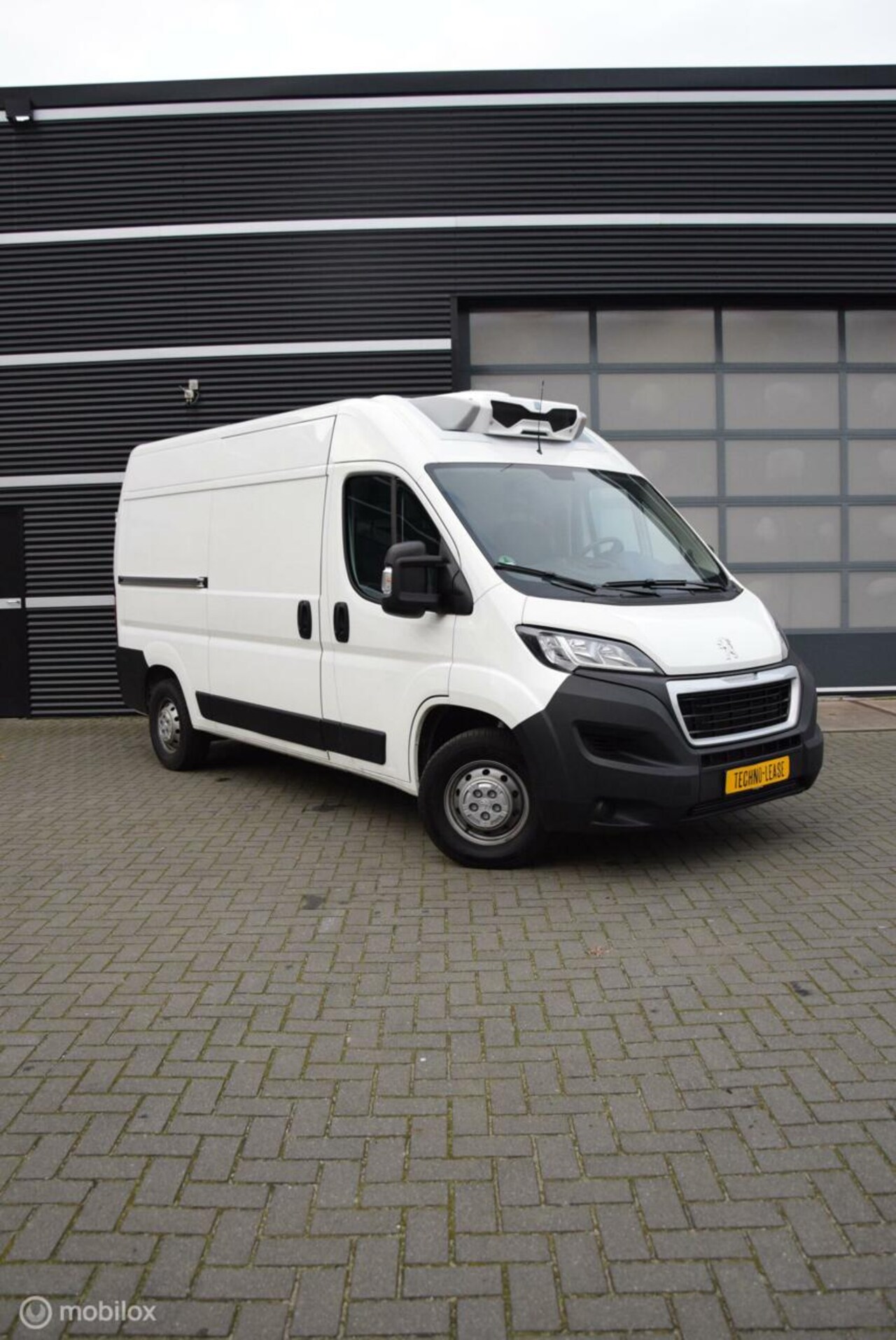 Peugeot Boxer - Bestel 333 2.2 BlueHDi 140 L2H2 Premium Koel+Vriezer
