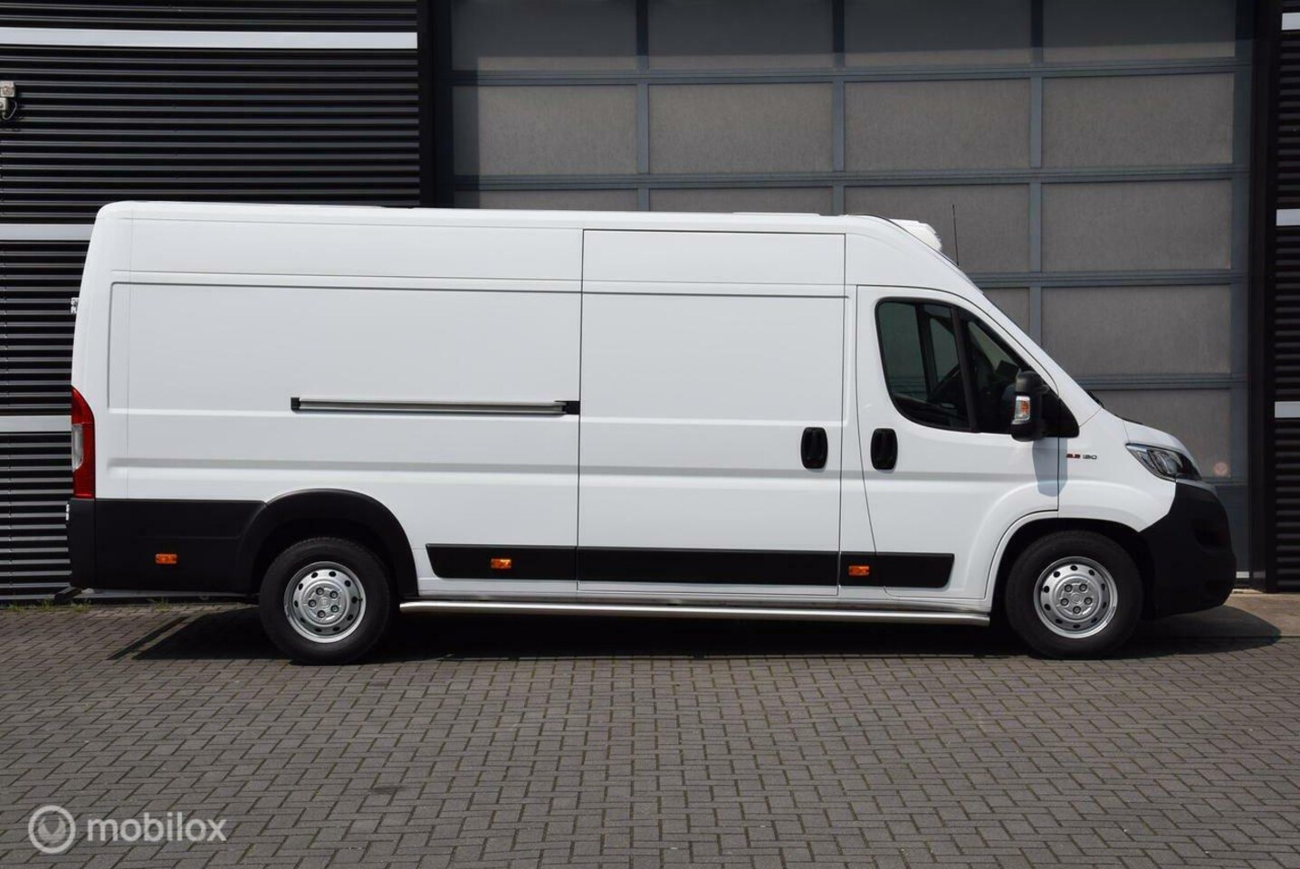 Fiat Ducato - L4H2 MAXI XL KOEL + VRIES + NACHTSTROOM CRUISE CONTROL ACHTERUITRIJCAMERA