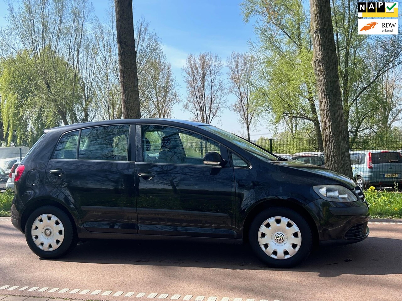 Volkswagen Golf Plus - 1.6 FSI Trendline AIRCO!APK!KOOPJE! - AutoWereld.nl
