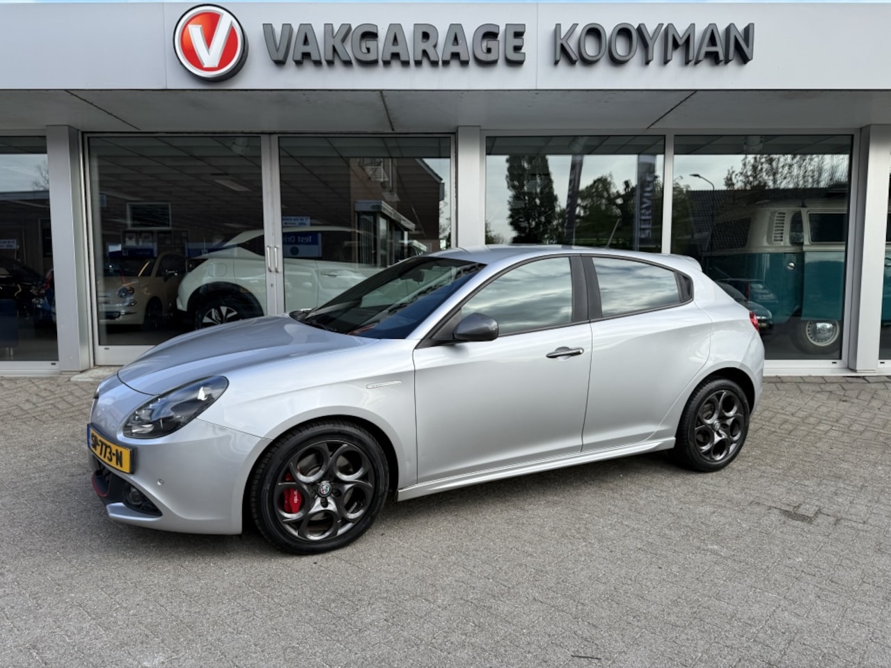 Alfa Romeo Giulietta - 1.4 T MultiAir Super 210PK! | veloce | LM17" | - AutoWereld.nl