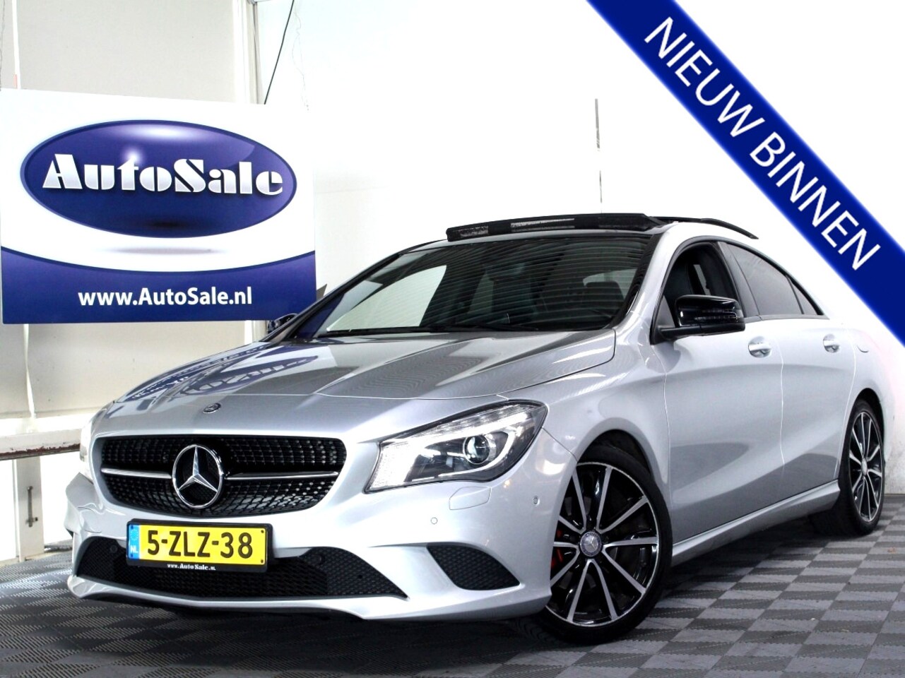 Mercedes-Benz CLA-Klasse - 180 Sport AUT NAP 1eEIGNR! PANO NAV LEDER XENON '15 - AutoWereld.nl