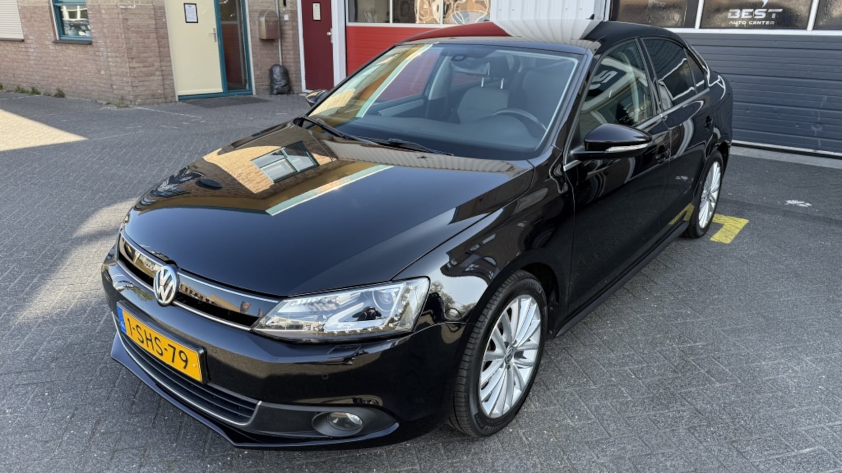 Volkswagen Jetta - 1.4 TSI Hybr Highl - AutoWereld.nl
