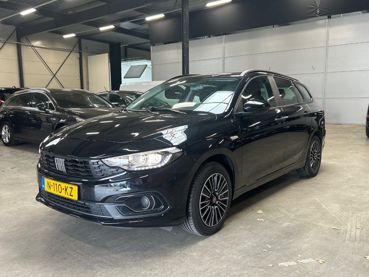 Fiat Tipo Stationwagon - 1.0 100 pk City Life | Apple carplay | Achteruitrijcamera | Trekhaak | - AutoWereld.nl