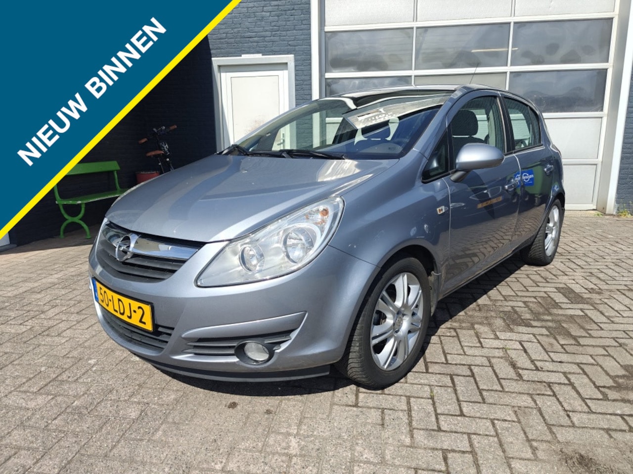Opel Corsa - 1.4-16V Cosmo 1.4-16V Cosmo - AutoWereld.nl
