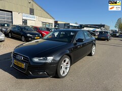 Audi A4 Limousine - 1.8 TFSIe Edition NAV.+ Clima Bj:2013 NAP