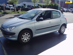 Peugeot 206 - 1.4-16V Gentry KM 72000 MET AIRCO