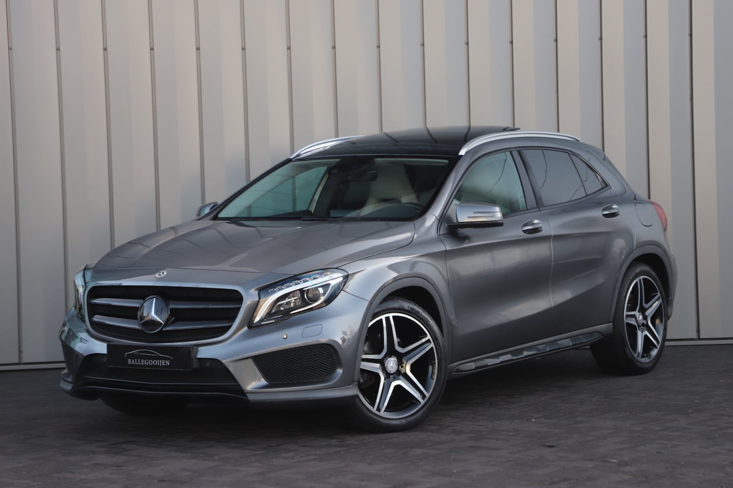 Mercedes-Benz GLA-Klasse - 250 AMG 4-Matic Aut7 | 211PK | Pano | Distronic | ILS | Memory | Harman-kardon | Clima | S - AutoWereld.nl