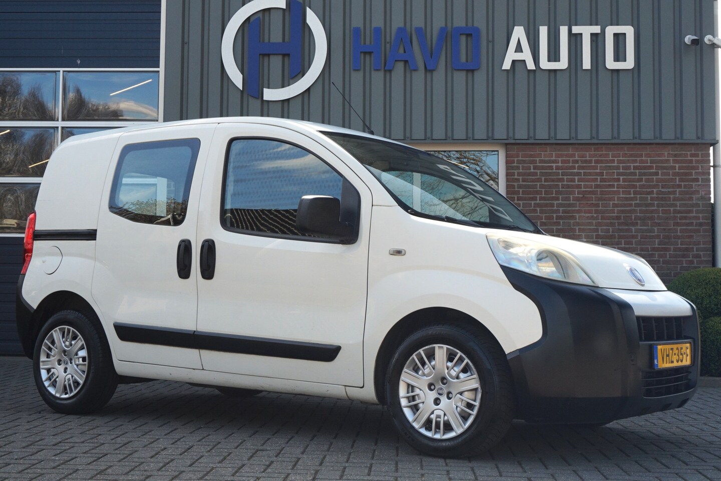 Fiat Fiorino - 1.4 Benzine, AIRCO, BTW-VRIJ / MARGE, TREKHAAK - AutoWereld.nl
