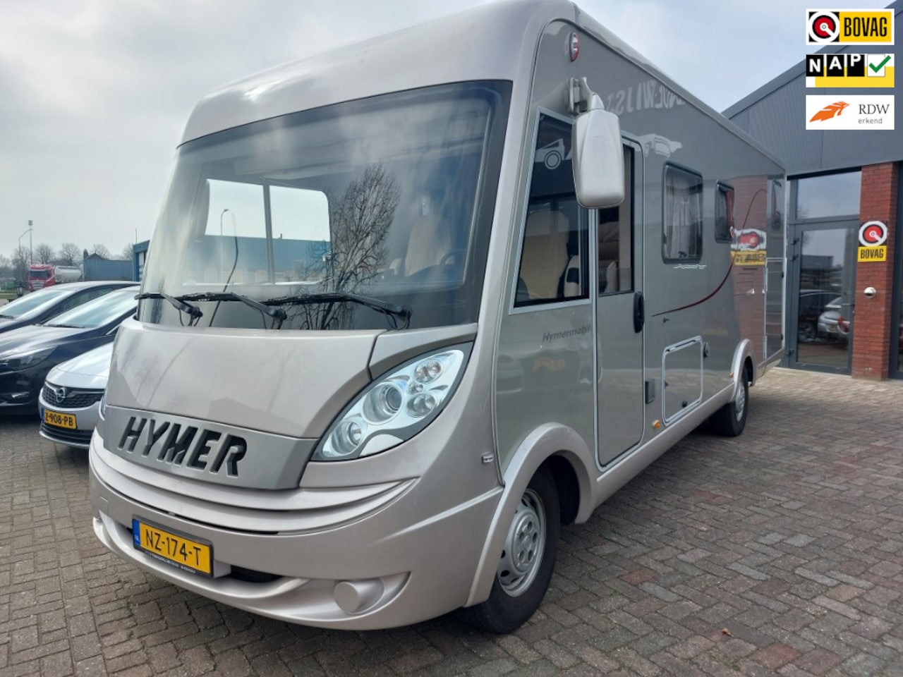 HYMER B 678
