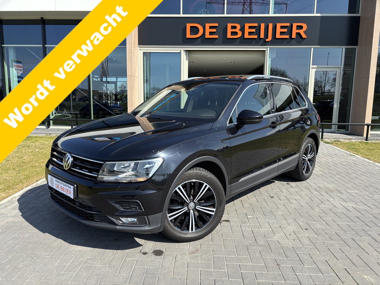 Volkswagen Tiguan - 1.4 TSI ACT 150pk Sound Pano dak I trekh. I Navi - AutoWereld.nl