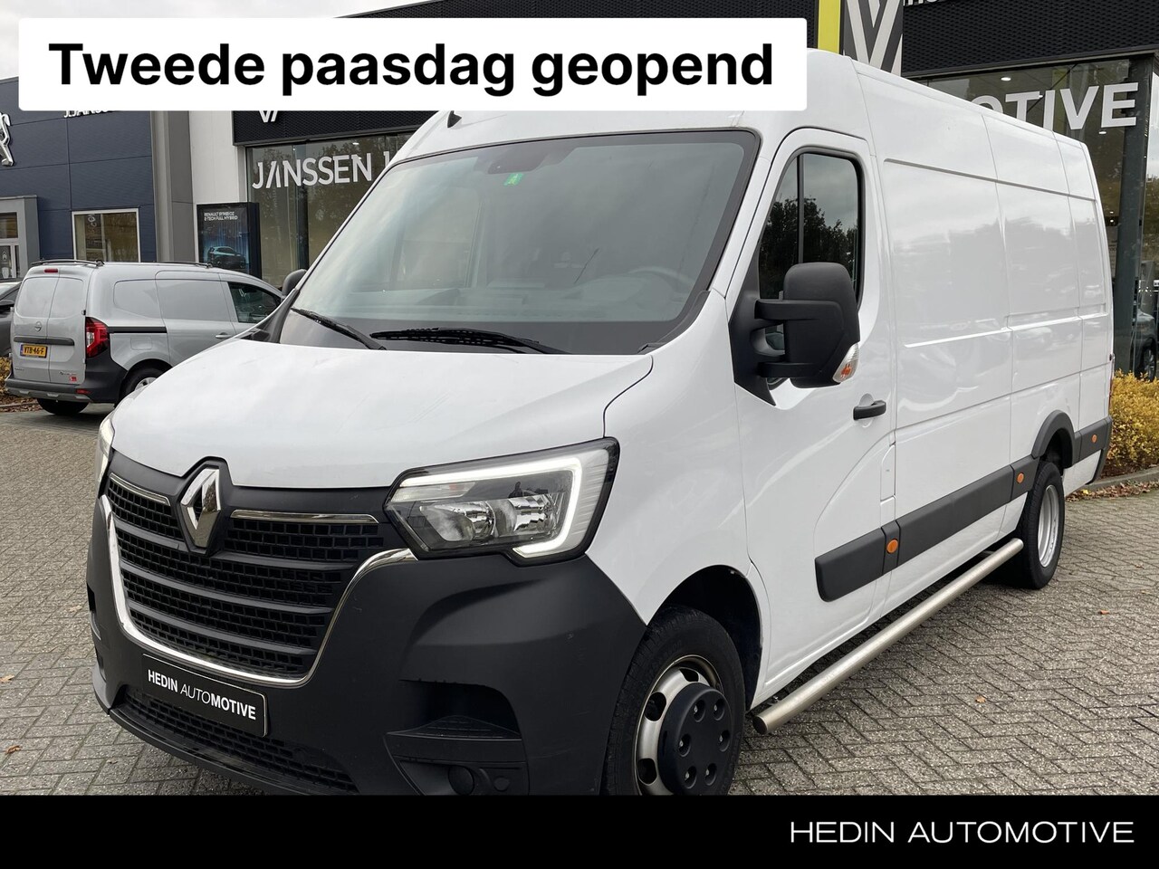 Renault Master - T35 2.3 dCi 130PK Comfort L3H2 | RWD | Dubbel Lucht | Trekhaak 3500KG - AutoWereld.nl